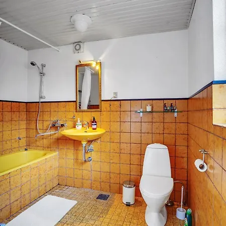 Σπίτι διακοπών 4 Bedroom Stunning In L