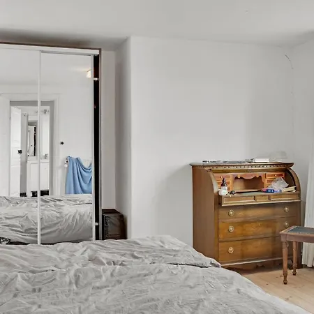 Σπίτι διακοπών 4 Bedroom Stunning In L *