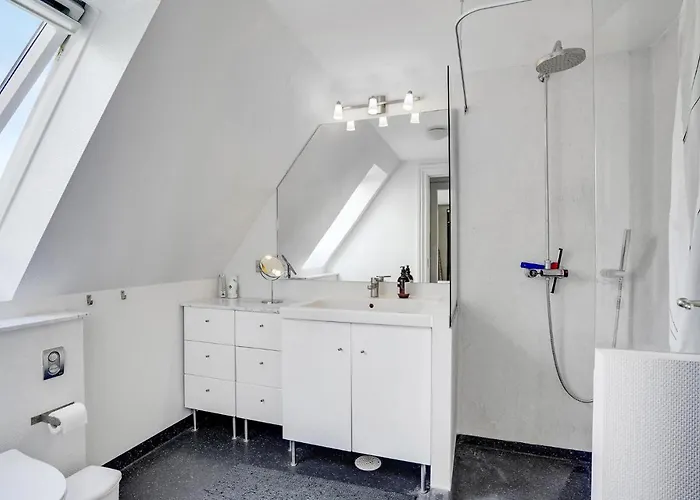 4 Bedroom Stunning In L Ferienhaus Torrig