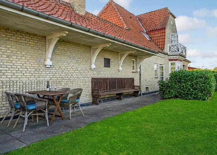 4 Bedroom Stunning In L Ferienhaus Torrig