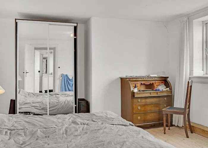 Ferienhaus 4 Bedroom Stunning In L *